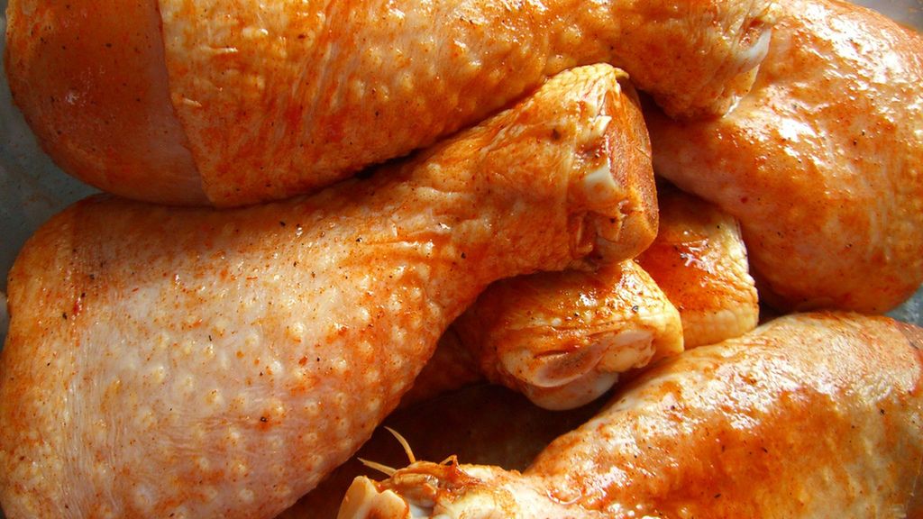 Surowe podudzie z kurczaka (samo mięso ciemne)