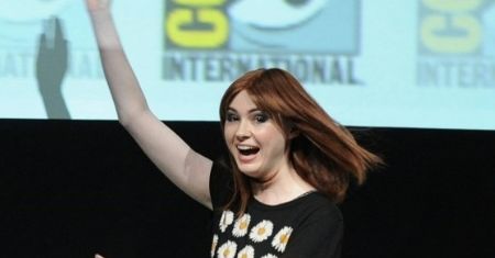 ''Guardians of the Galaxy'': Karen Gillan łysa jak kolano!