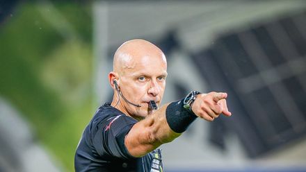 Tu nie ma miejsca na pomyłkę - dopasuj klub z ekstraklasy do województwa!