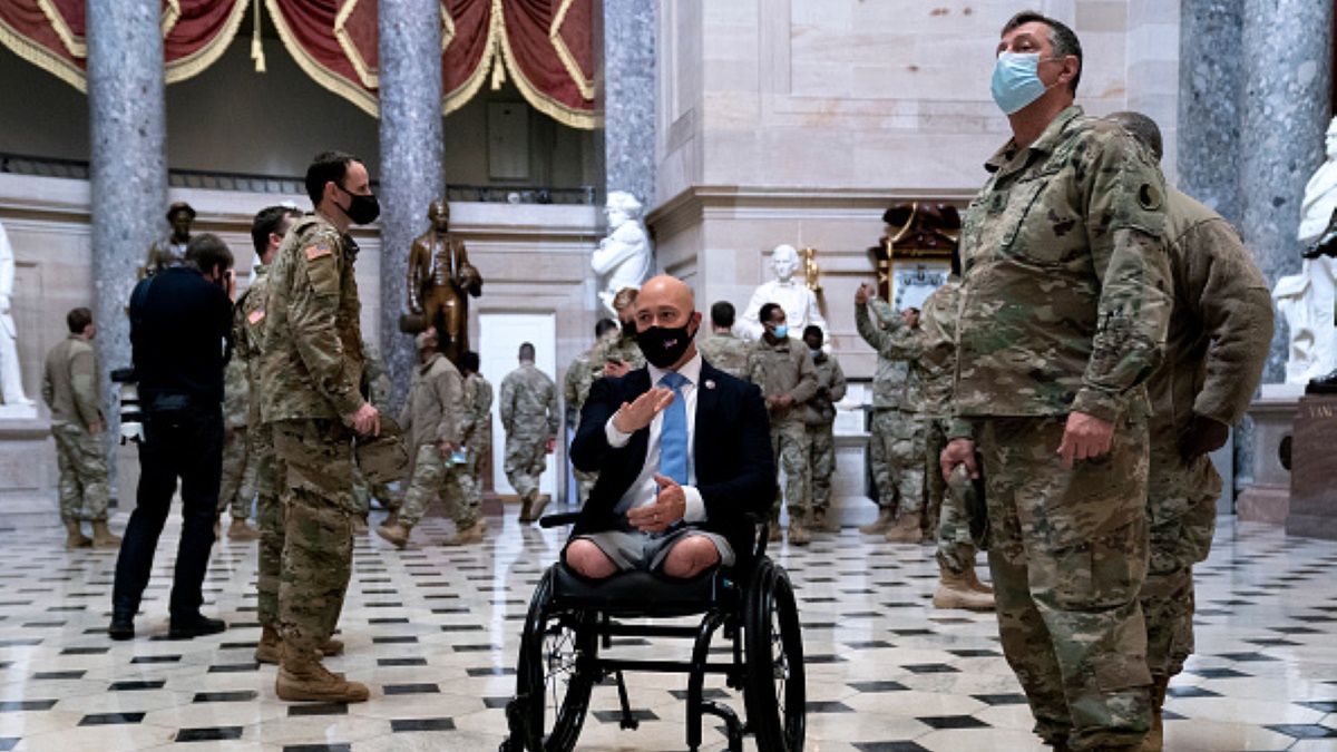 Brian Mast, weteran wojenny  