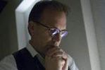 ''Criminal'': Kevin Costner ze wspomnieniami i umiejętnościami agentami CIA