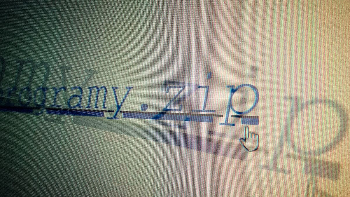 O niebezpieczeństwach domeny .zip