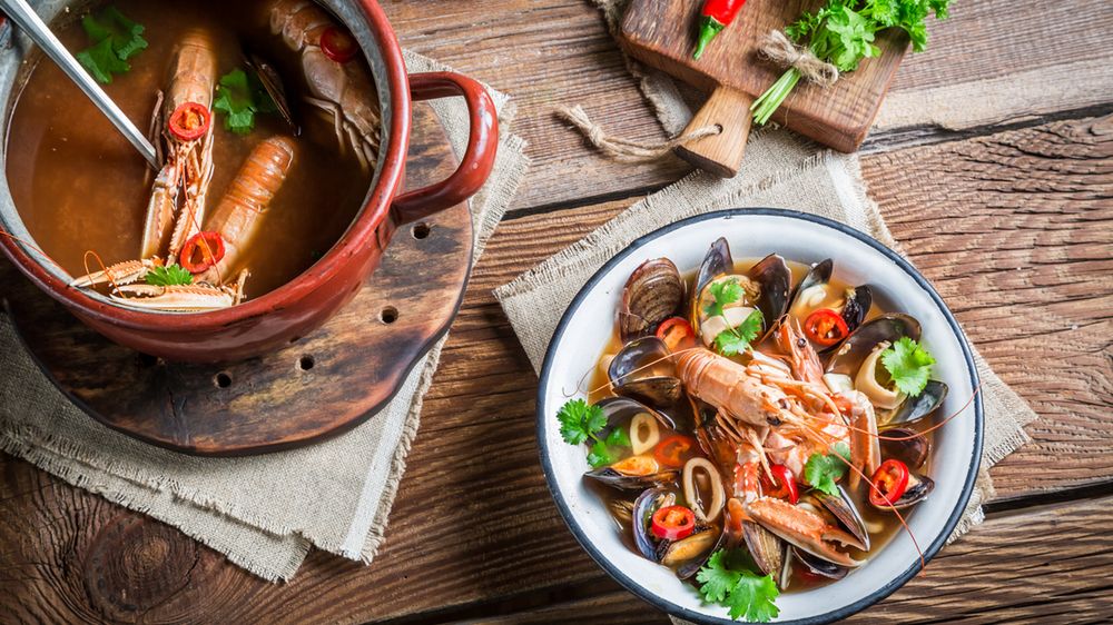 Zupa rybna – właściwości, przepis, zalety