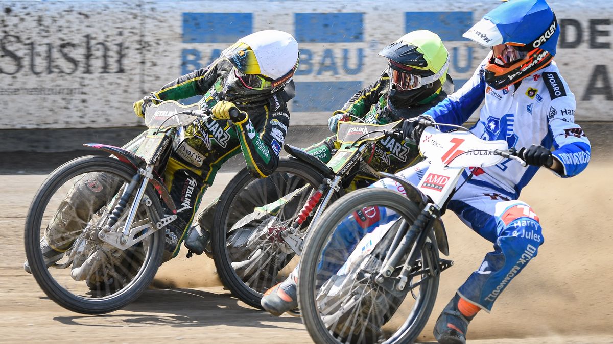 WP SportoweFakty / Jakub Malec / Na zdjęciu (od lewej): Damian Dróżdż, Kacper Pludra i Sam Masters