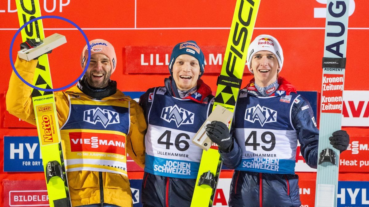 Getty Images / Od lewej: Pius Paschke (ze specyficzną nagrodą), Jan Hoerl i Daniel Tschofenig