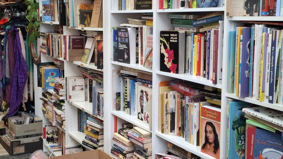 Wielka kiermasz książki używanej w Stacja Dobro