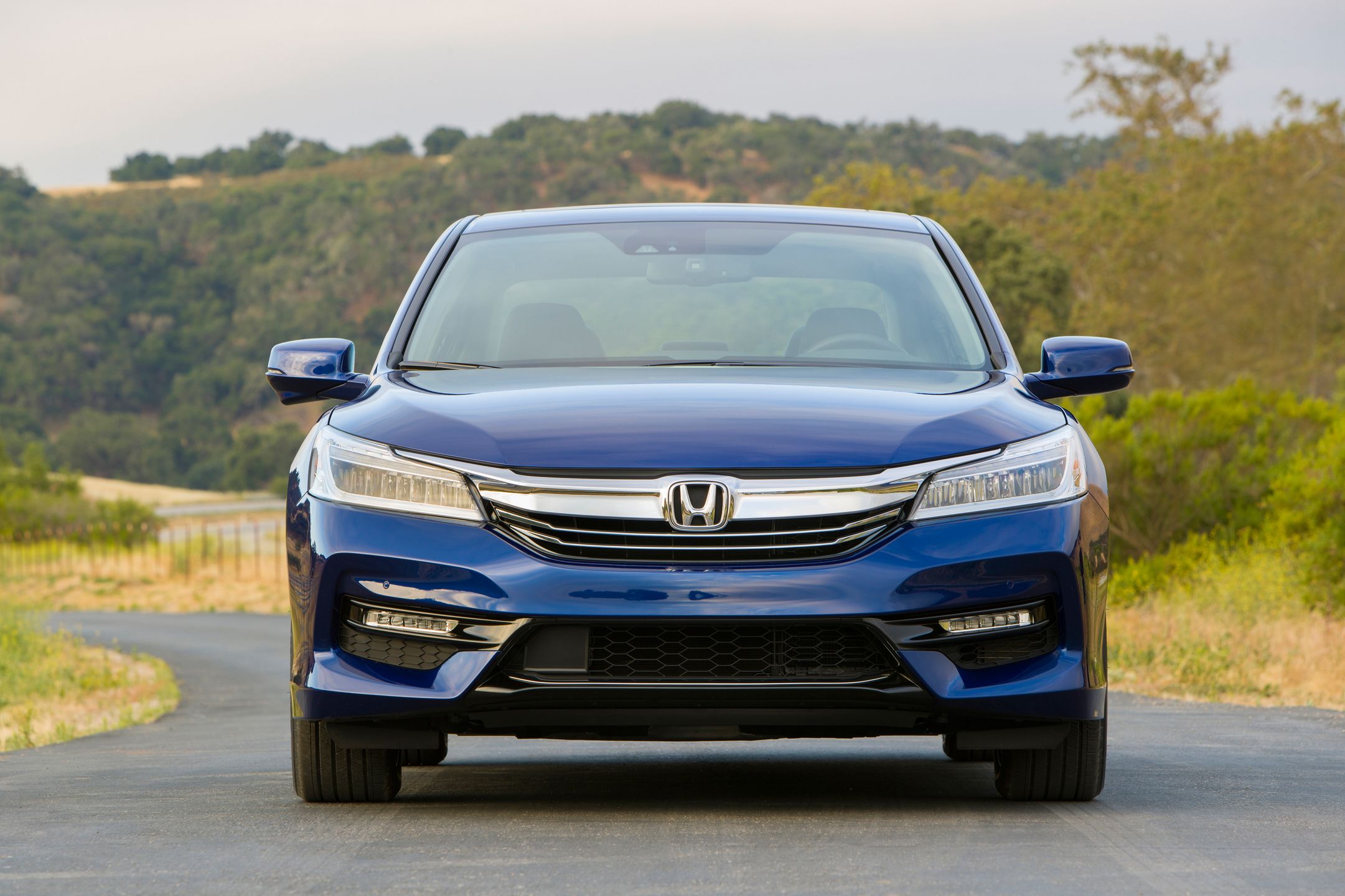 Honda accord x комплектации