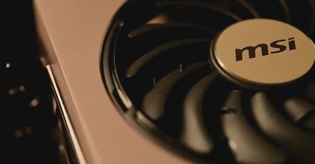 MSI Radeon RX 5700 i RX 5700 XT w wersji EVOKE OC - złote karty na zdjęciach