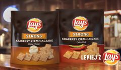 Piwny spot reklamuje krakersy Lay’s Strong (wideo)