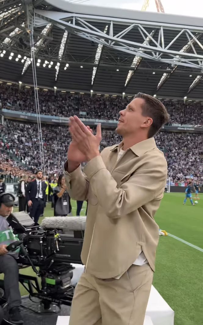 Wojciech Szczęsny pożegnał się z kibicami na stadionie w Turynie