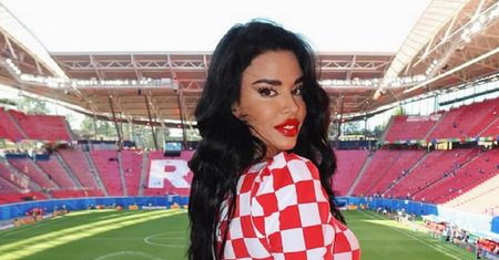 Słynna modelka w Azerbejdżanie. Dostała słodki prezent
