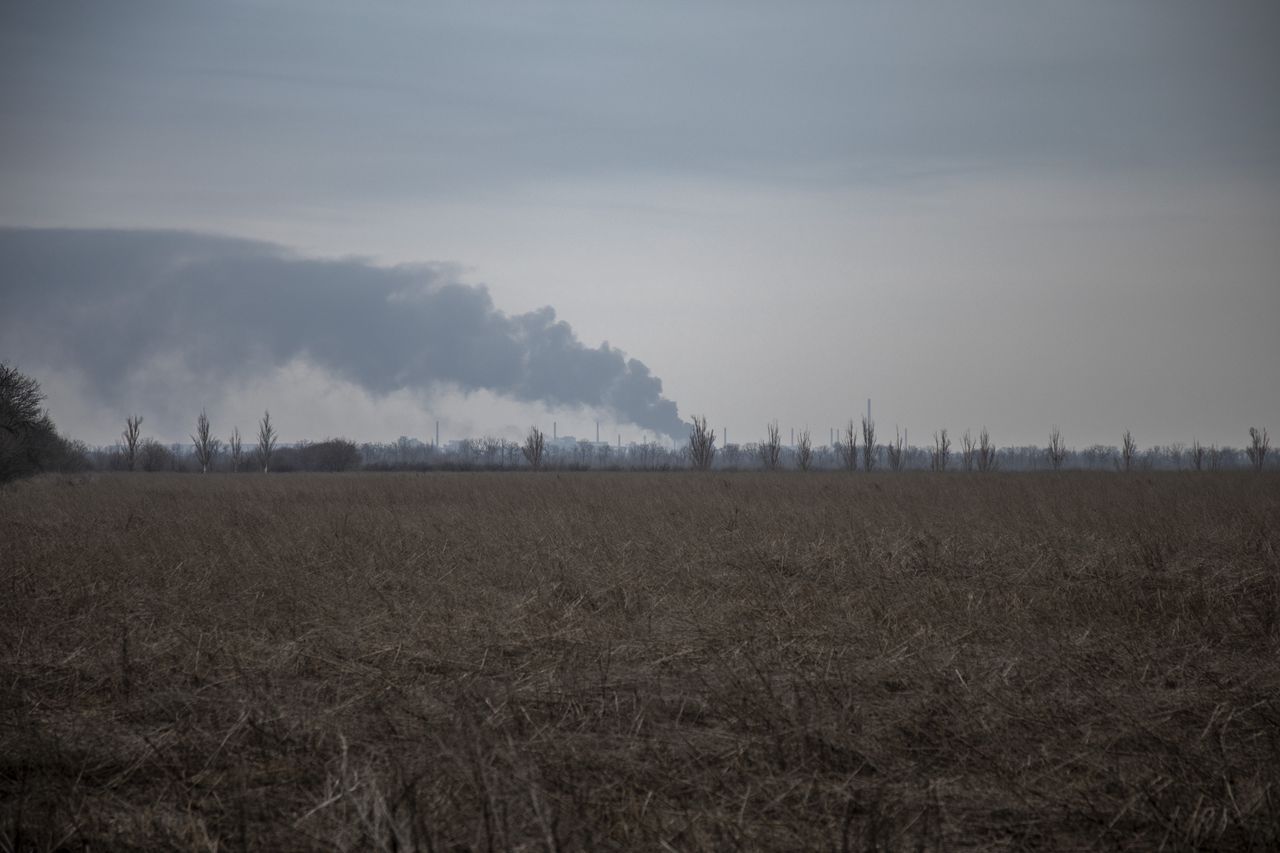 DONETSK OBLAST, UKRAINE - FEBRUARY 22: Smoke rises from the battlefield after an explosion nearby Umanske frontline, recently claimed by the Russian troops, while Saturday, February 24, 2024 marks the second anniversary of the Russia-Ukraine war in Donetsk Oblast, Ukraine on February 22, 2024. (Photo by Narciso Contreras/Anadolu via Getty Images)