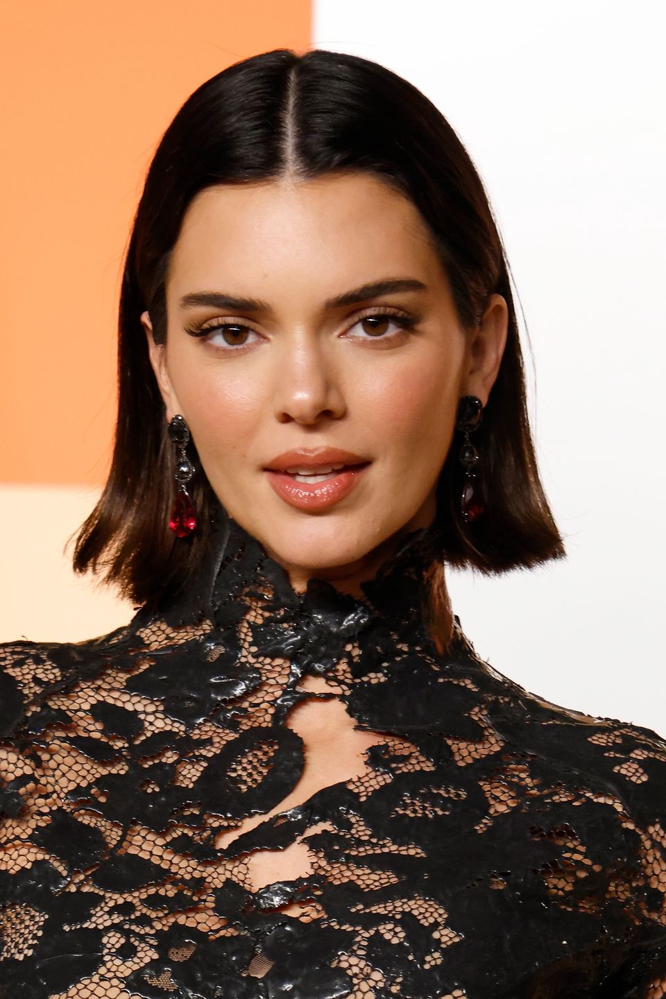 BEVERLY HILLS, CALIFORNIA - MARCH 02: Kendall Jenner attends the 2025 Vanity Fair Oscar Party hosted by Radhika Jones at Wallis Annenberg Center for the Performing Arts on March 02, 2025 in Beverly Hills, California.  (Photo by Taylor Hill/FilmMagic)