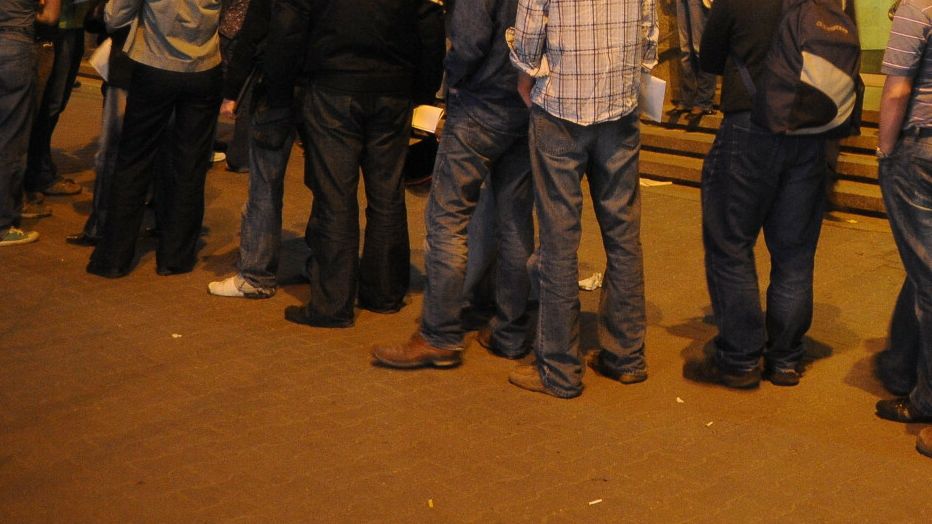 Dziecko idące do przedszkola