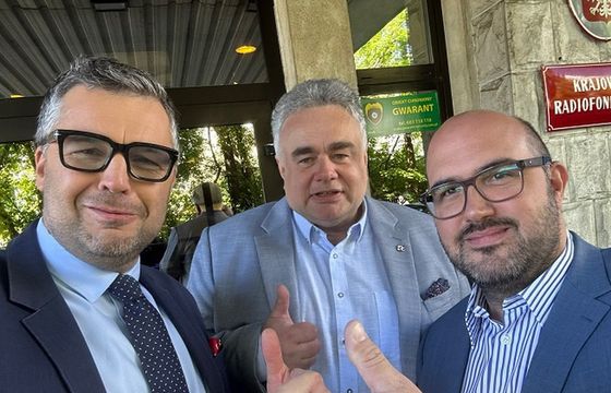 Republika na garnuszku widzów. Bez nich strata byłaby ogromna