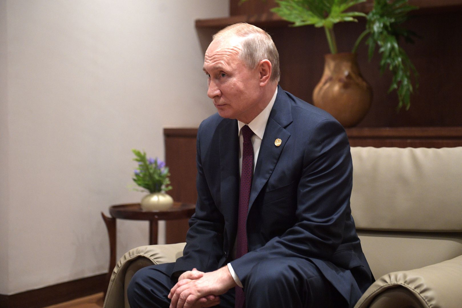 BRASILIA, BRAZIL - NOVEMBER 14, 2019: Russia's President Vladimir Putin during a meeting with priest Francisco de Assis da Cruz Feitosa of the Church of Our Lady the Odigitria. Alexei Druzhinin/Russian Presidential Press and Information Office/TASS (Photo by Alexei Druzhinin\TASS via Getty Images)
