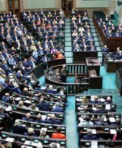 Jest najnowszy sondaż partyjny. KO zyskuje, co z prawicą?