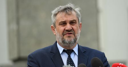 Ardanowski wraca do sporu z nauczycielami. "Rolnicy to szlachetni ludzie"