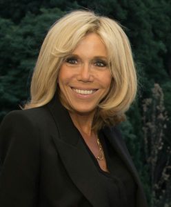 Skandal we Francji. "Była kiedyś mężczyzną". Żona Macrona grozi sądem