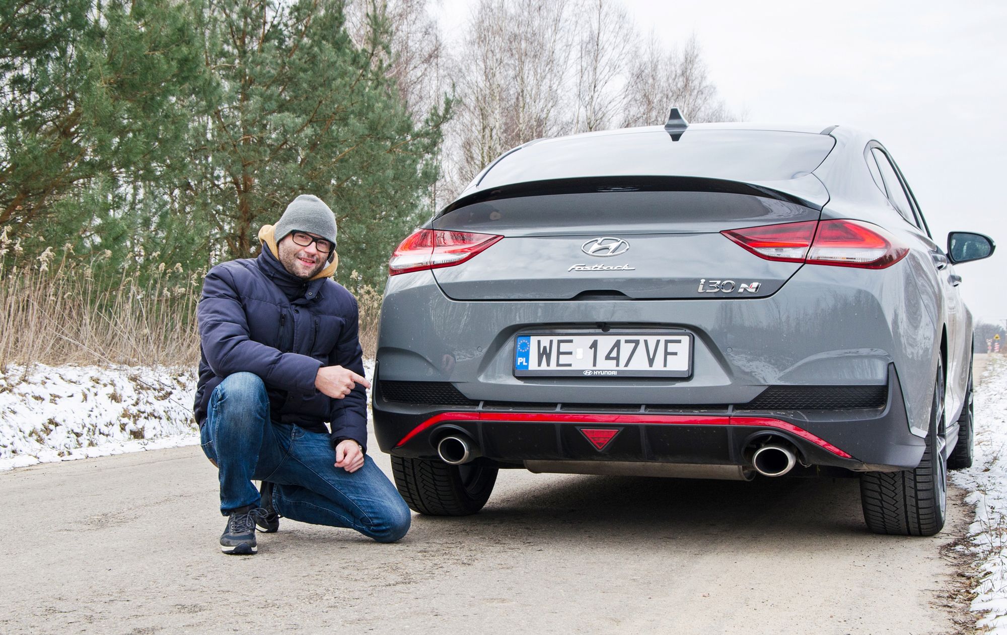 Ten wydech mógłby być głośniejszy i strzelać tak chętnie jak w hatchbacku. Wtedy wybrał bym fastbacka.