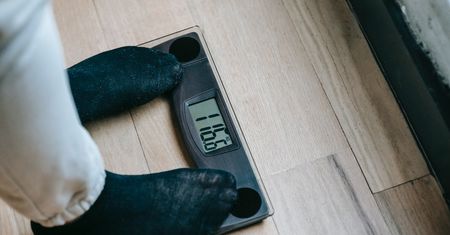Możesz chudnąć 1 kilogram każdego tygodnia. Kluczowa jest tylko jedna zasada