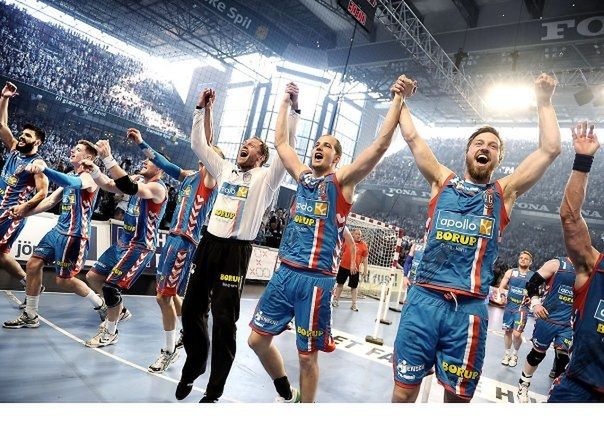 Czy po meczu w Palau Blaugrana zawodnicy z Kopenhagi nadal będą mieli nastroje do świętowania? / źródło: sporten.dk