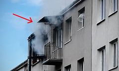 Radzymin. Ewakuacja. Pożar w bloku na 4 piętrze. W mieszkaniu było kilkoro dzieci