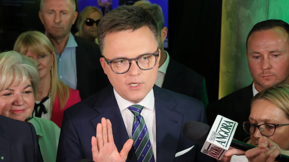 Szymon Ho�ownia
Warszawa, 09.06.2024. Wybory do Parlamentu Europejskiego 2024. Jeden z lider�w Trzeciej Drogi, marsza�ek Sejmu Szymon Ho�ownia w sztabie wyborczym KKW Trzecia Droga Polska 2050 Szymona Ho�owni - Polskie Stronnictwo Ludowe w Warszawie, 9 bm. Zako�czy�y si� wybory do Parlamentu Europejskiego.  (mr) PAP/Pawe� Supernak
Pawe� Supernak
eurowybory, parlamentu europejskiego, partia, partii, polityk, polityka, sztab wyborczy, wybory