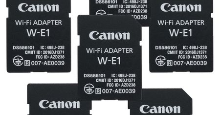 Canon W-E1 - najmniejszy moduł Wi-Fi do lustrzanek z podwójnym slotem kart pamięci
