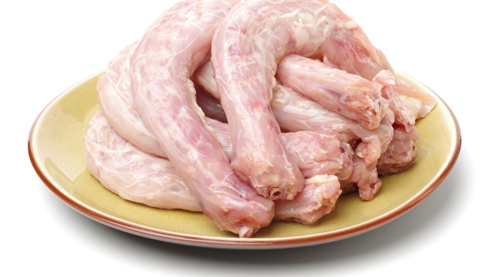 Surowa szyja z kurczaka (samo mięso)