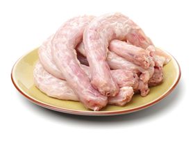 Surowa szyja z kurczaka (samo mięso)