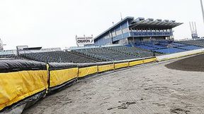 Montaż bandy w Lesznie na półmetku