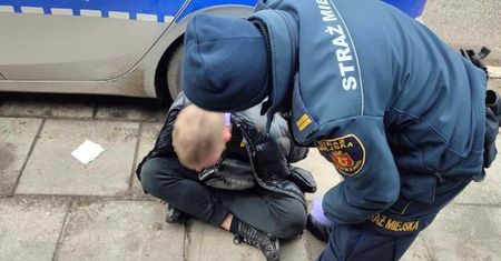Sceny niczym z filmu akcji. Straż Miejska użyła miotacza gazu