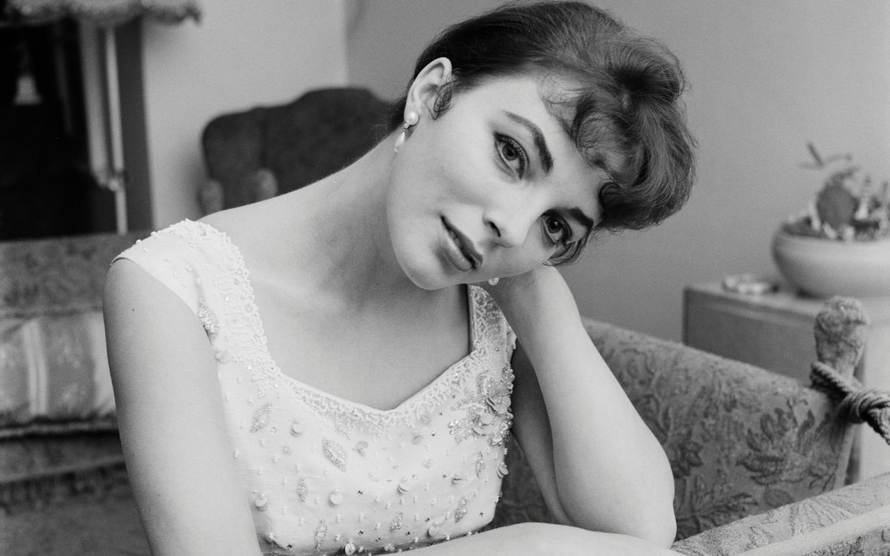 Joan Collins w 1956 roku