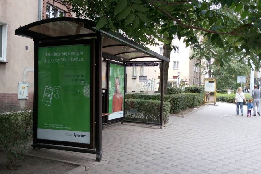 We Wrocławiu podładujesz iPhone'a na przystanku