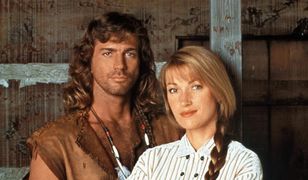 Jane Seymour w sukience w ulubionym kolorze. Wygląda zabójczo!