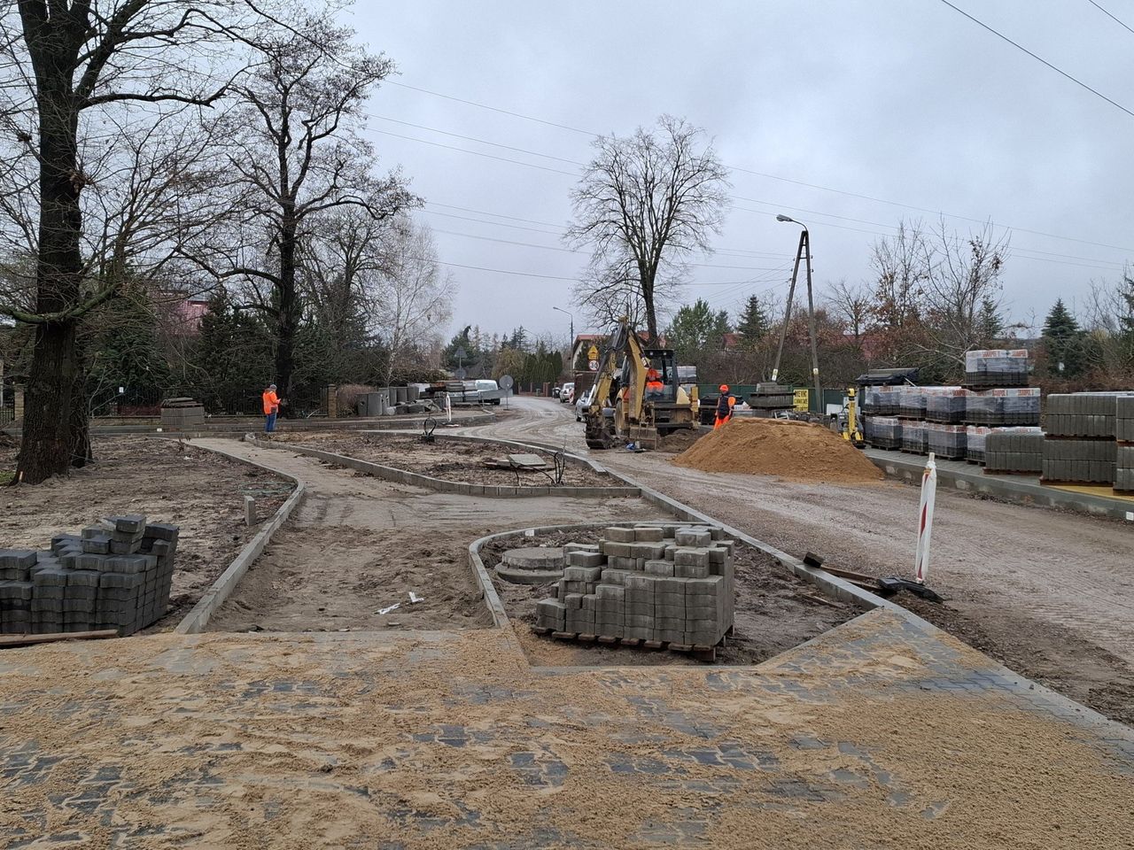 Radom: Przebudowa ulicy Idalińskiej. Część ulicy dalej rozkopana