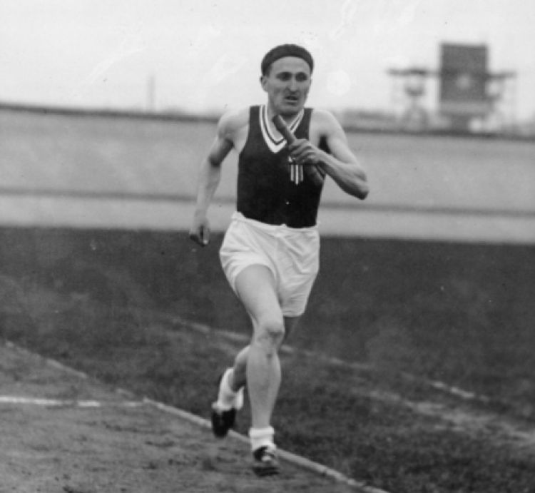 Janusz Kusociński w 1932 r. pobił rekord świata w biegu na 3000 m fot. NAC/domena publiczna