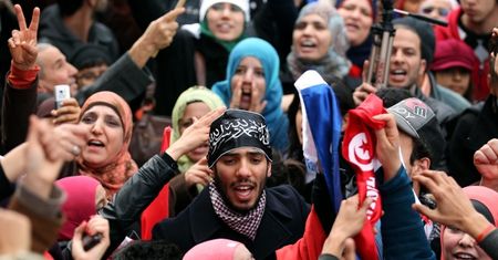 Tunezyjczycy znów protestują. Nie chcą rzadu islamistów