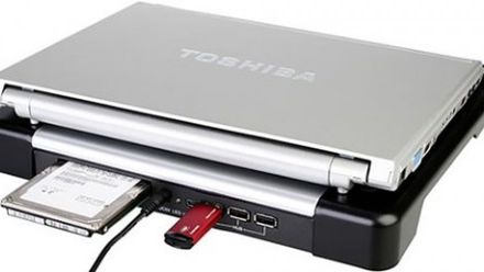 Podstawka chłodząca z dyskiem twardym 1