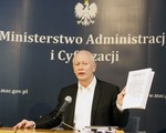 Minister Boni podsumowuje najwaniejsze zmiany w 2013 roku dla obywateli