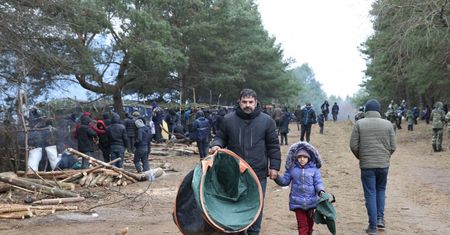 Praktykujący katolicy najmniej chętni do przyjęcia migrantów przy wigilijnym stole