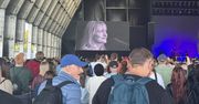 Spokojnie. Polska dziewczyna z gitarą przyciągnęła tłumy w drugi dzień Open'era