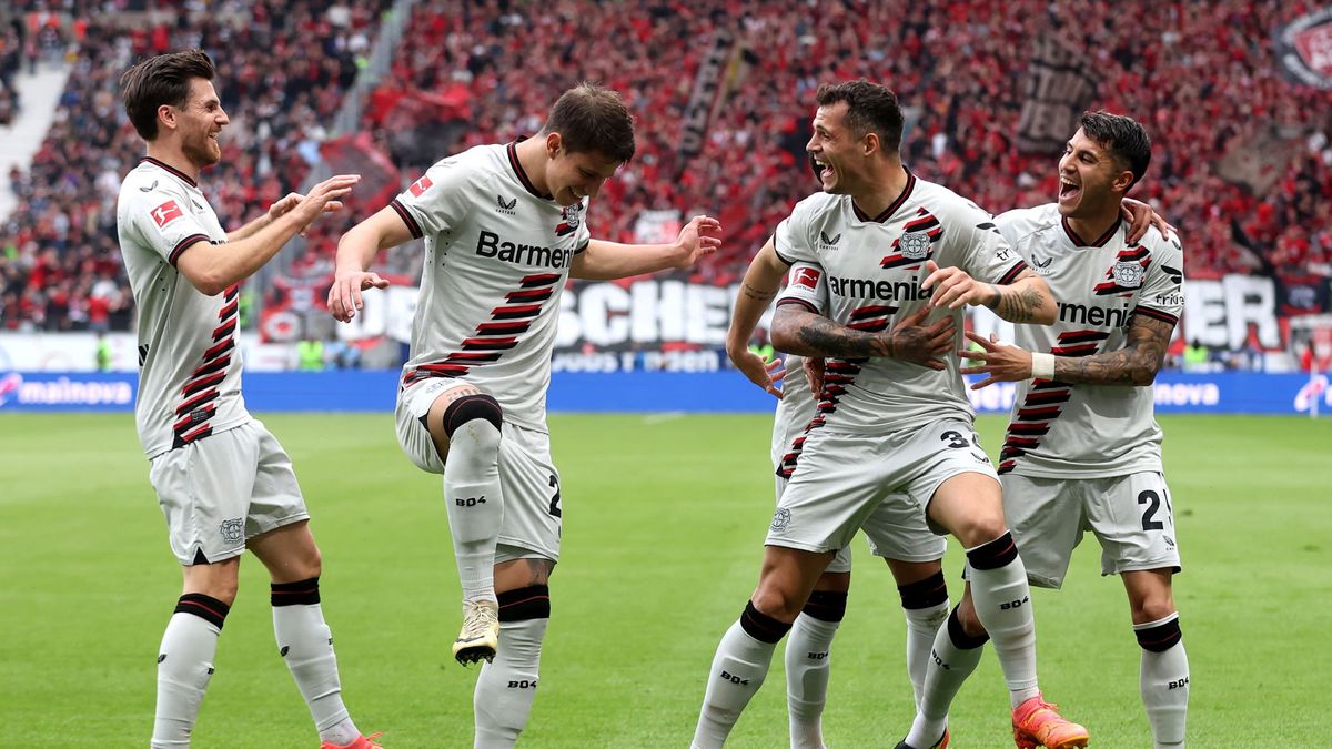 Zdjęcie okładkowe artykułu: Getty Images / Alex Grimm / Na zdjęciu: piłkarze Bayeru 04 Leverkusen