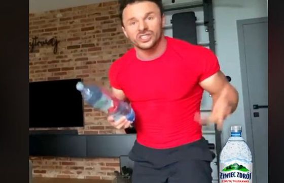 Qczaj ambasadorem nowej kampanii „Zacznij z dobrą nutą” promującej Żywiec Zdrój z nutą owoców Zero Cukru