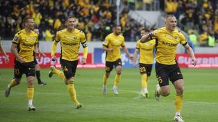 Raków Częstochowa zbroi się przed sezonem. Oskar Repka przechodzi z GKS Katowice. "Cieszę się, że taki piłkarz do nas dołącza"