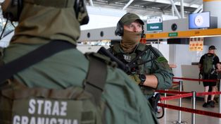 62-latka zażartowała na lotnisku w Warszawie. "Podróżną odizolowano"