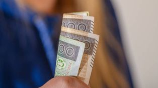 Oświadczenia majątkowe dyrektorów jednostek Powiatu Ostrowieckiego. Zobacz ile zarabiali dyrektorzy szpitala, szkół i innych placówek