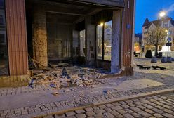 Pijana kobieta wjechała w ścianę domu towarowego na rynku miasta. Grozi jej więzienie