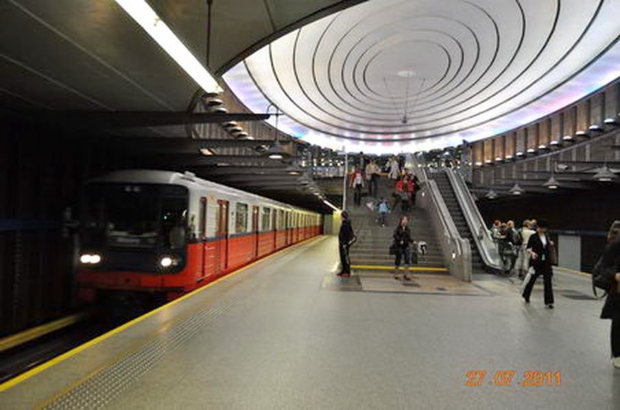 Kochamy warszawskie metro!